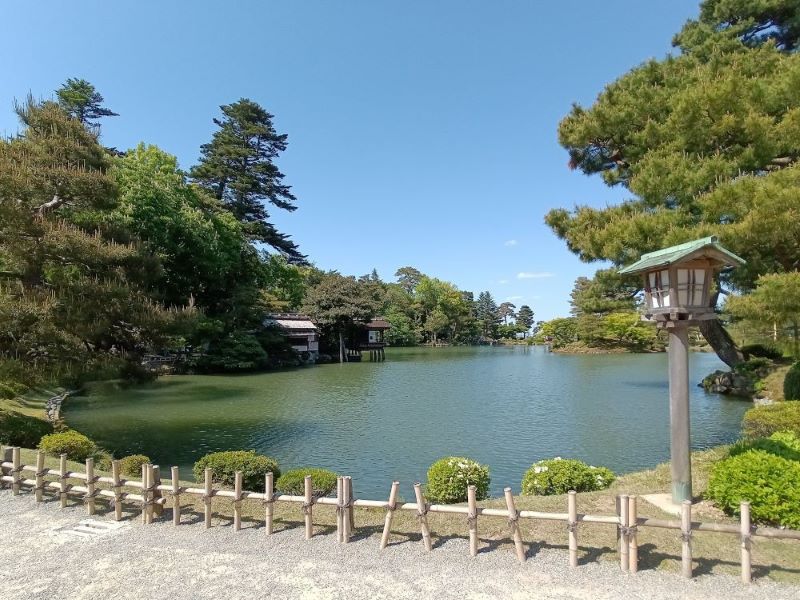 霞ヶ池